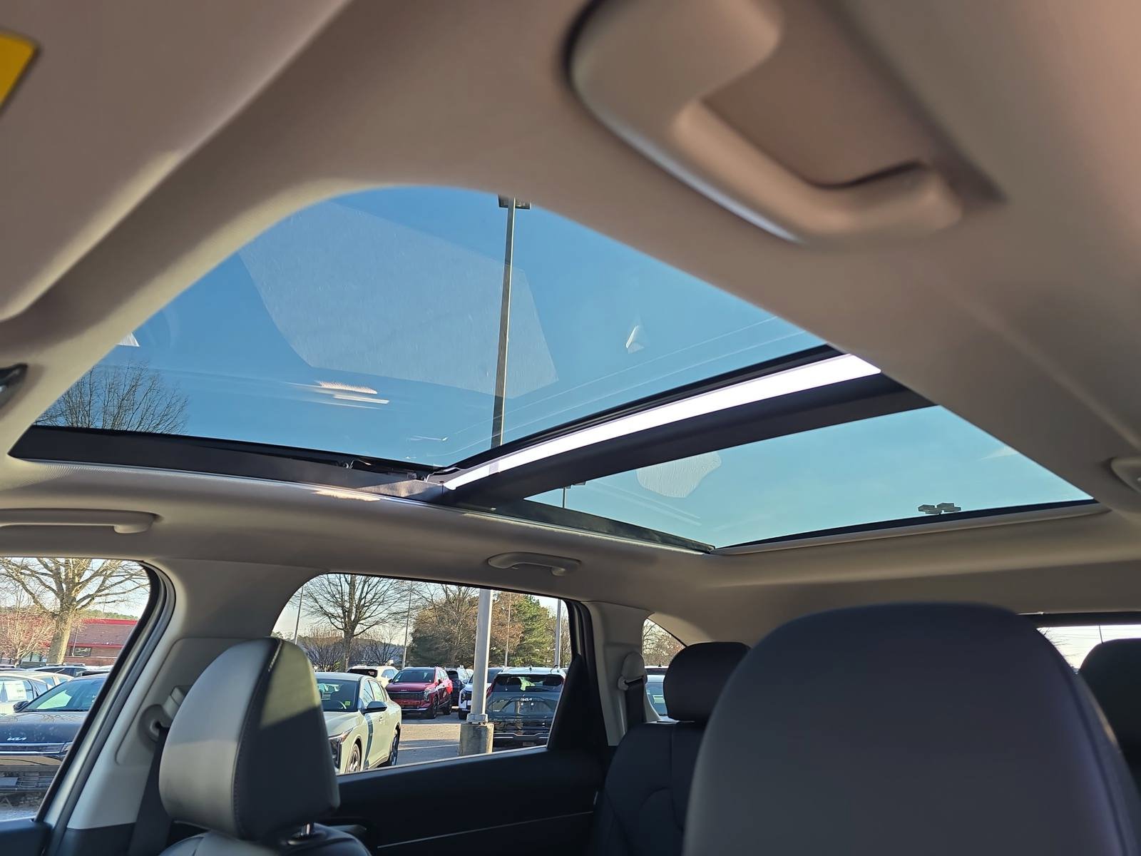 New 2026 Kia Sorento EX w/ EX Premium Package FWD image 32
