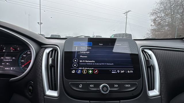 Used 2023 Chevrolet Malibu LT image 18