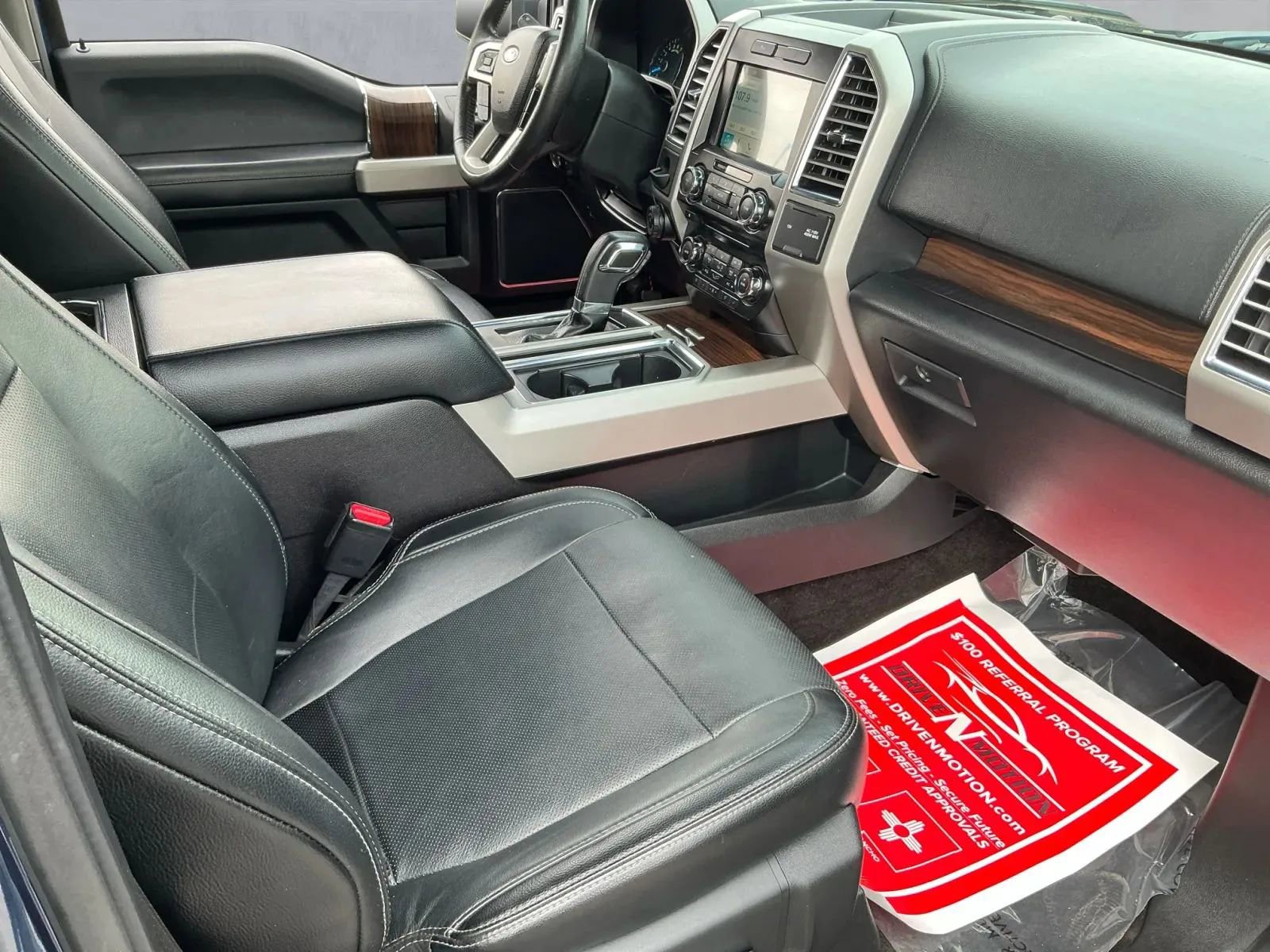 Used 2016 Ford F150 Lariat w/ Equipment Group 501A Mid image 19