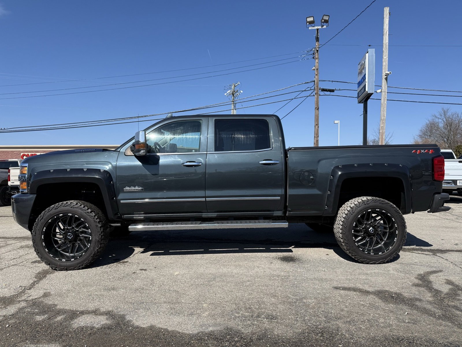 Used 2019 Chevrolet Silverado 2500 High Country w/ Duramax Plus Package image 5