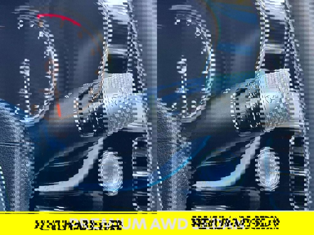 Used 2024 Genesis G70 2.5T image 29