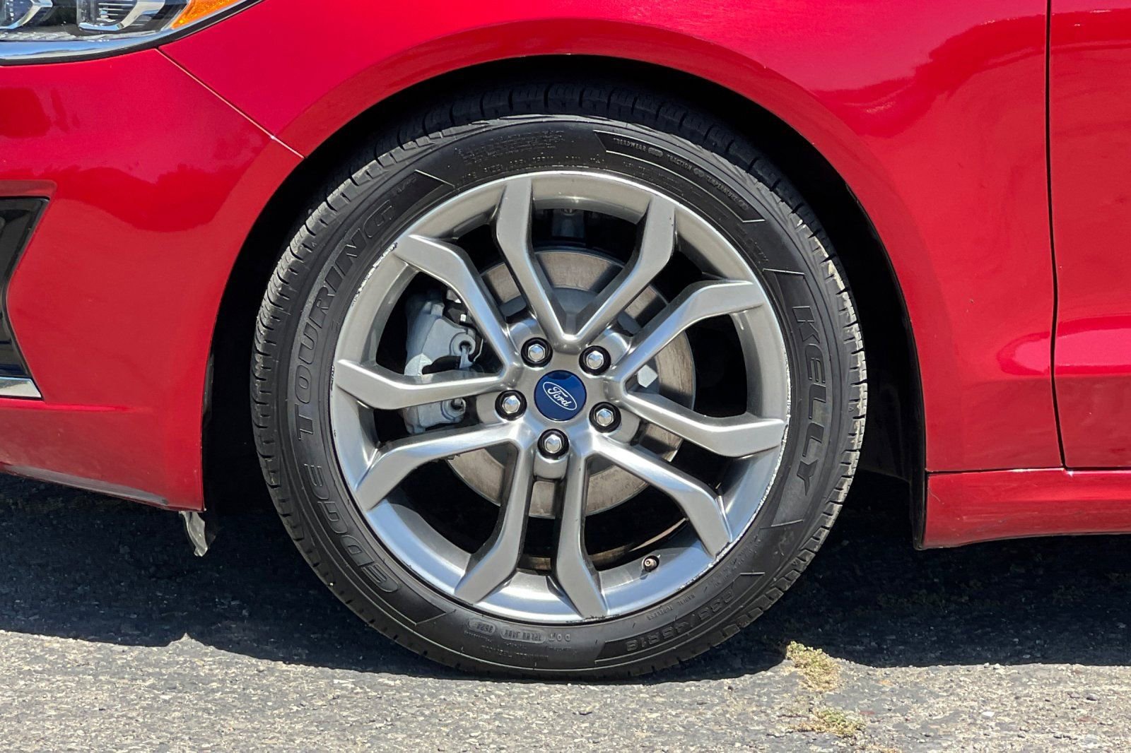 Certified 2020 Ford Fusion SEL FWD image 25