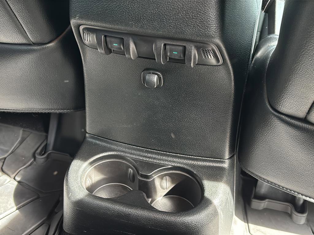 Used 2018 Jeep Wrangler Unlimited Sahara image 42