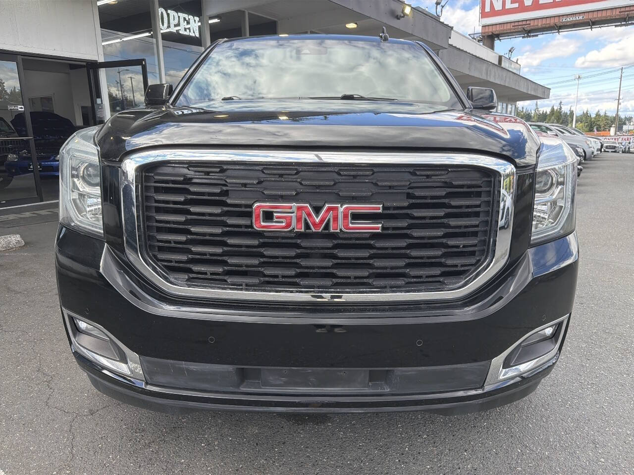 Used 2020 GMC Yukon XL Denali RWD image 13