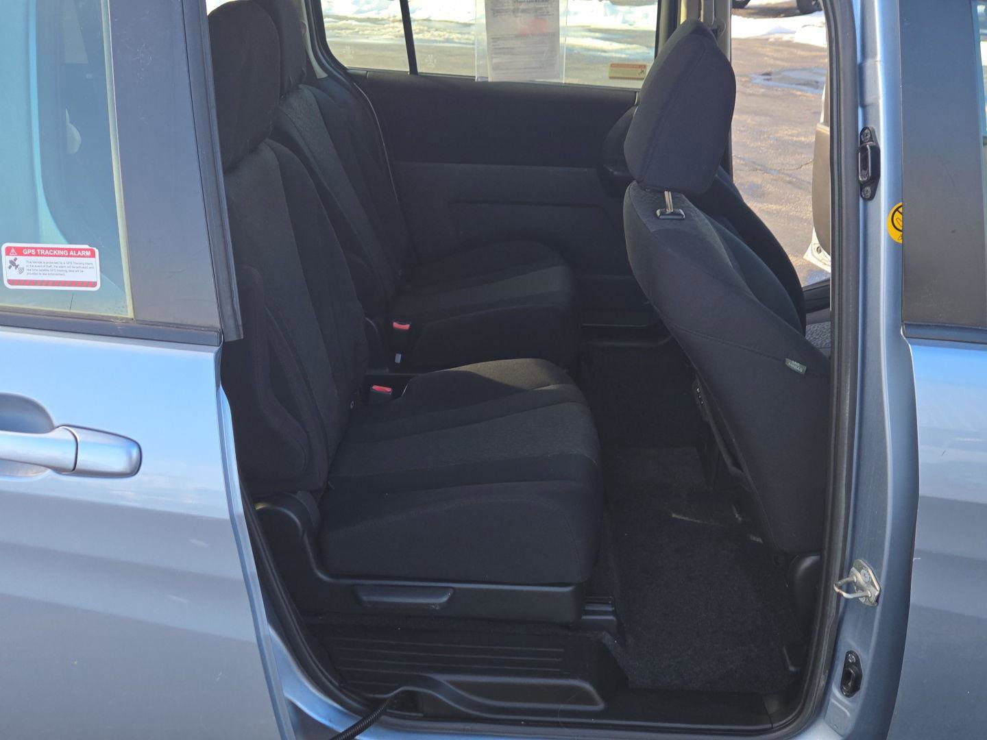 Used 2012 MAZDA MAZDA5 Touring w/ Moonroof & Audio Pkg image 24