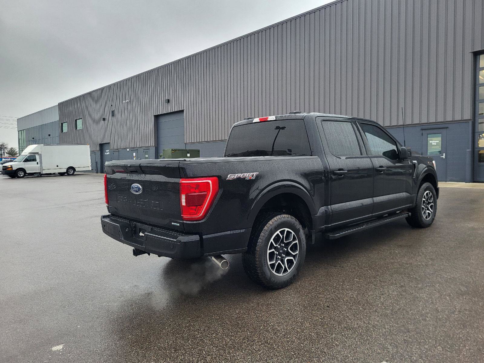 Used 2022 Ford F150 XLT w/ Equipment Group 301A Mid image 3