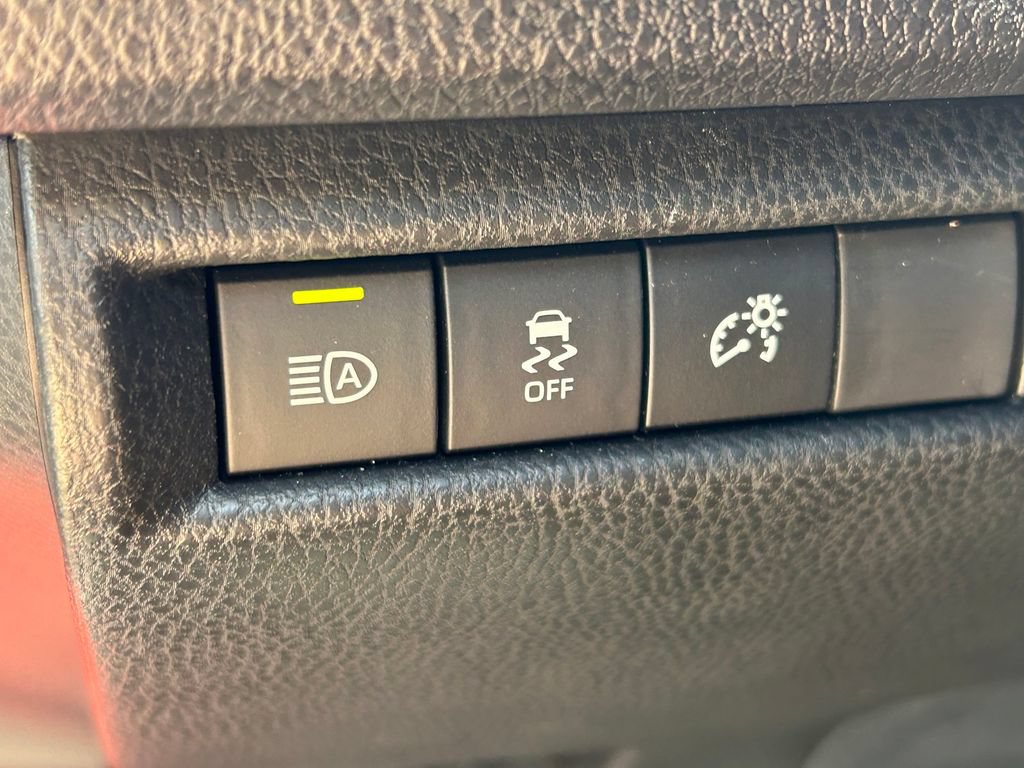 Used 2026 Toyota Camry SE w/ Multimedia Upgrade Package FWD image 25