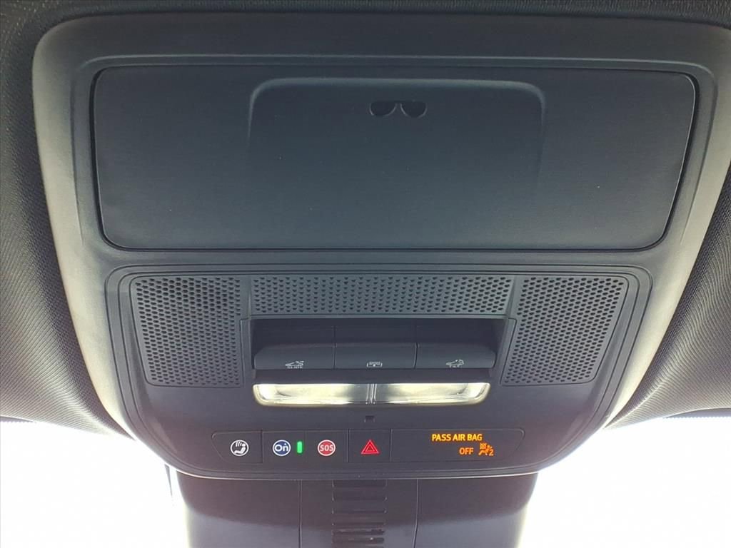 New 2026 Chevrolet Traverse LT w/ Sun and Wheel Package image 20