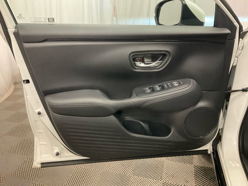 Used 2025 Honda HR-V EX-L image 20