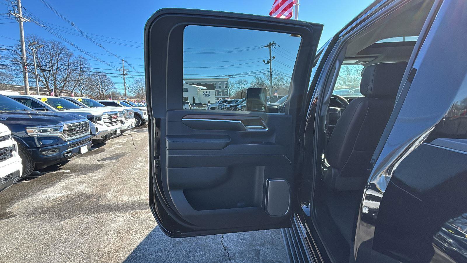 Certified 2024 GMC Sierra 3500 Denali w/ Denali Reserve Package image 30