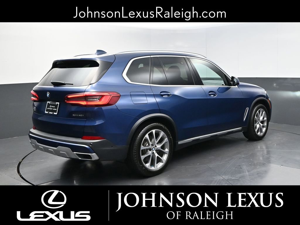 Used 2019 BMW X5 xDrive40i w/ Convenience Package AWD/4WD image 4