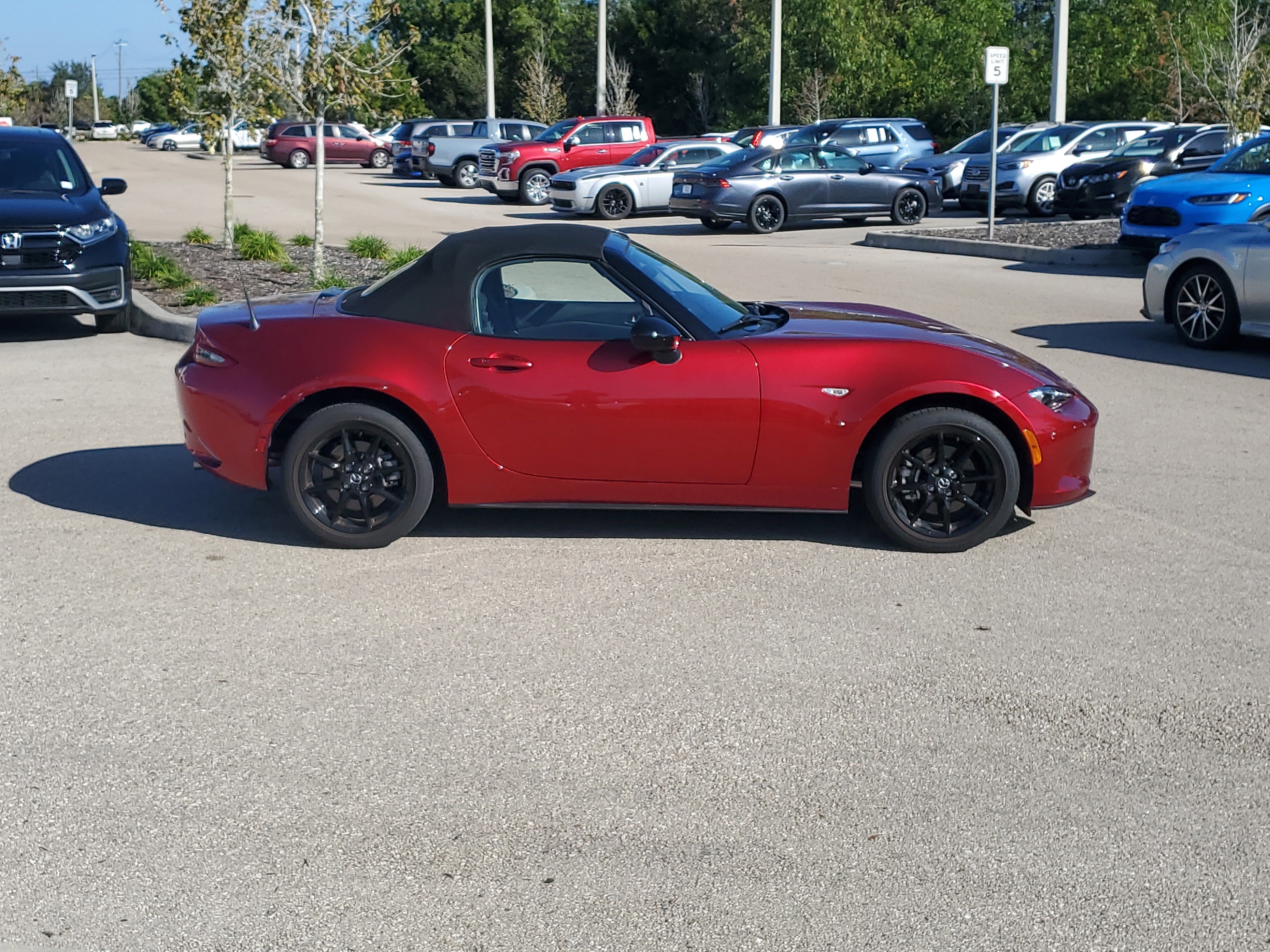 Used 2021 MAZDA MX-5 Miata Sport image 3