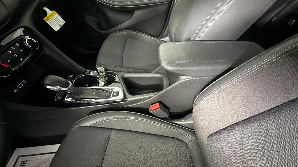 Certified 2021 Buick Encore GX Preferred FWD image 26