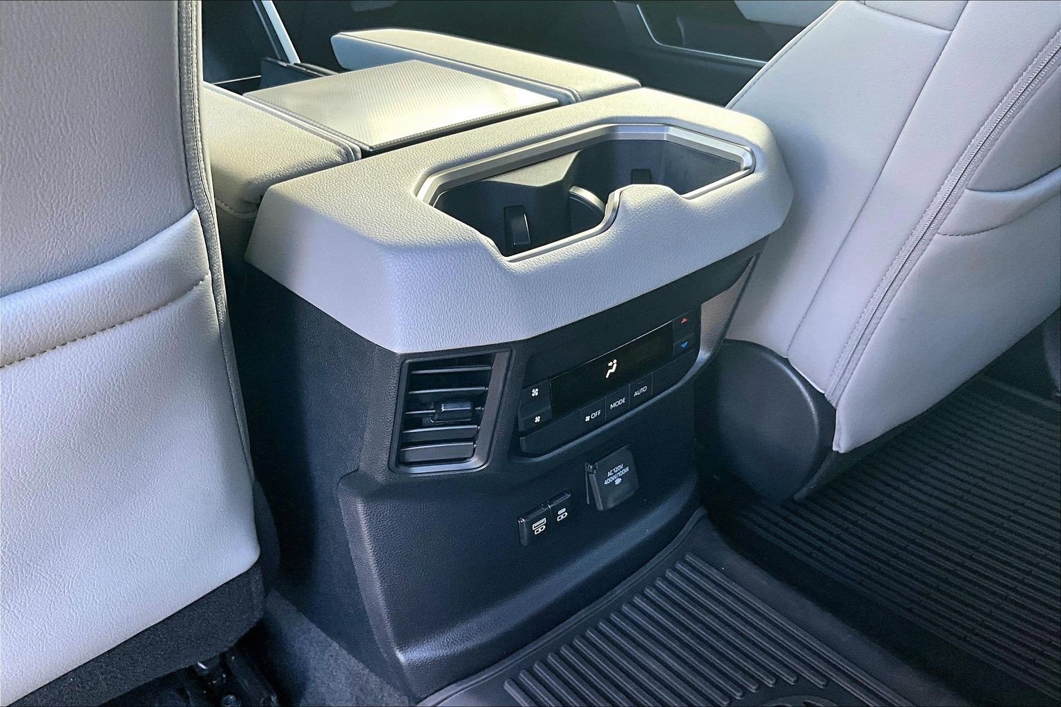 Used 2025 Toyota Sequoia SR5 image 35