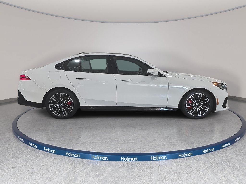 Certified 2026 BMW 540i xDrive AWD/4WD image 4