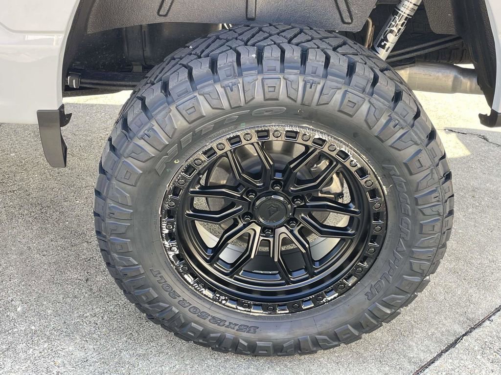 New 2025 Ford F150 Lariat w/ Equipment Group 501A Mid image 9