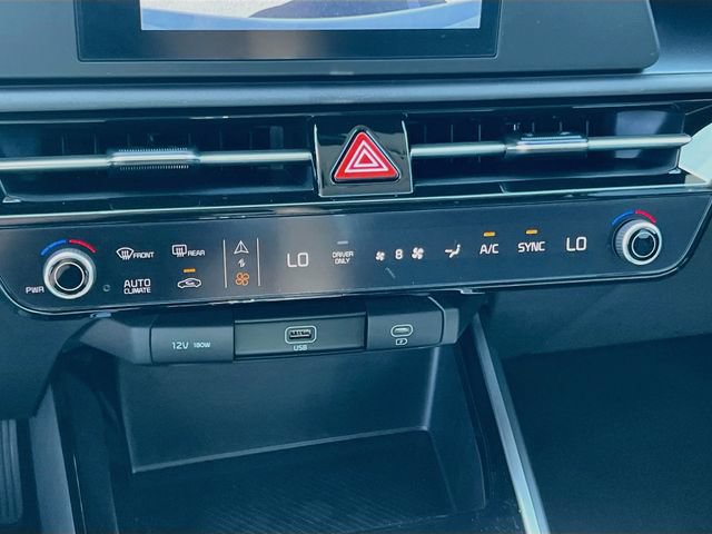 New 2026 Kia Niro LX FWD image 15