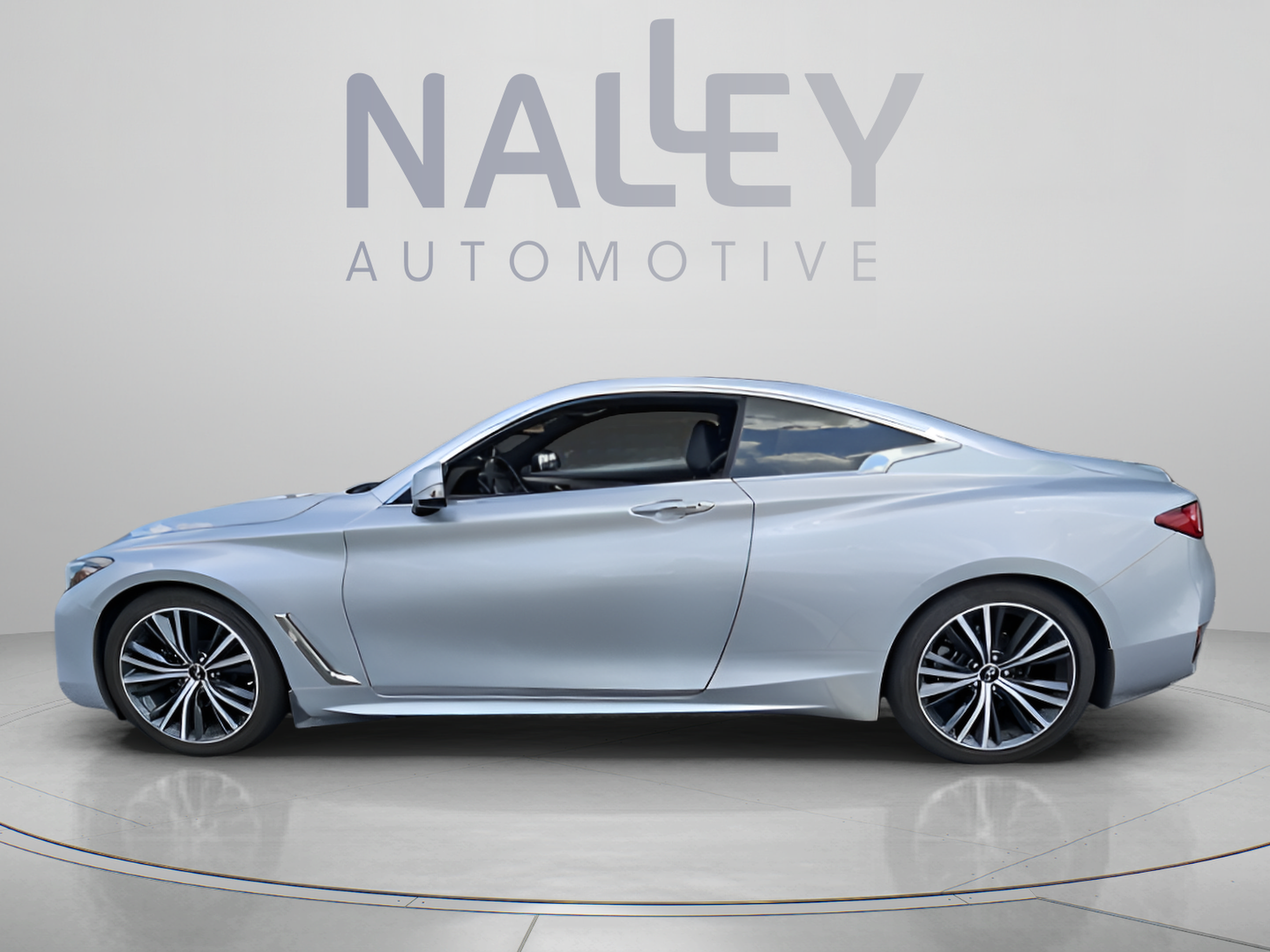 Used 2020 INFINITI Q60 3.0t Luxe RWD image 2