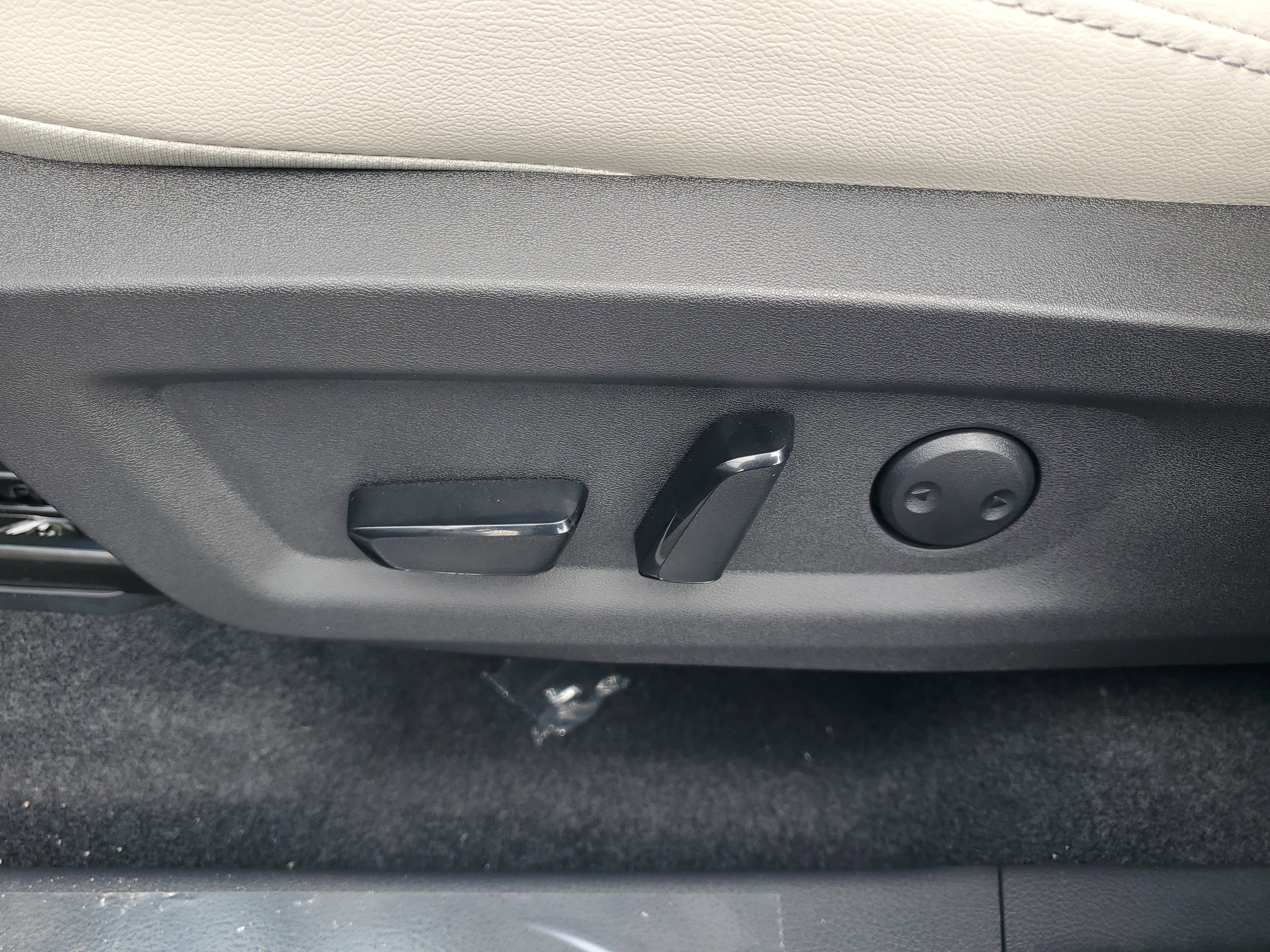 New 2026 Nissan Murano SL image 10