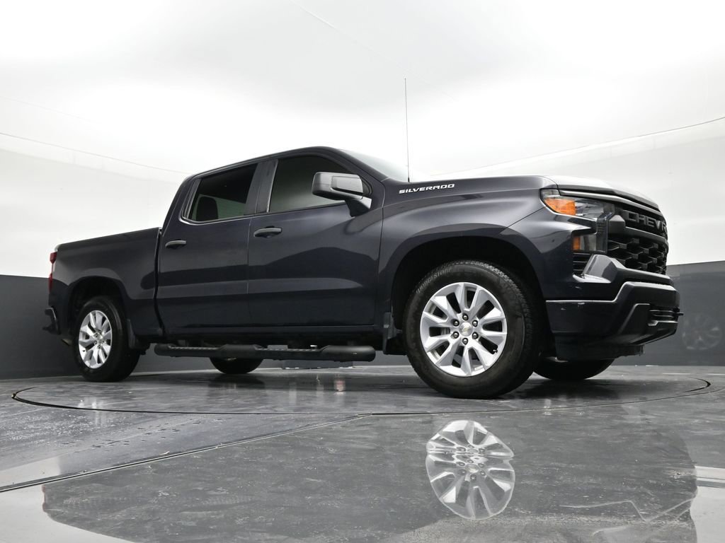 Used 2022 Chevrolet Silverado 1500 Custom image 26