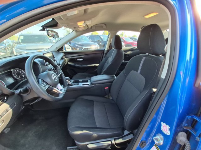 Used 2025 Nissan Sentra SV FWD image 20