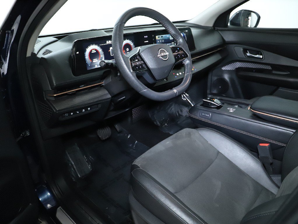 Certified 2024 Nissan Ariya AWD image 17
