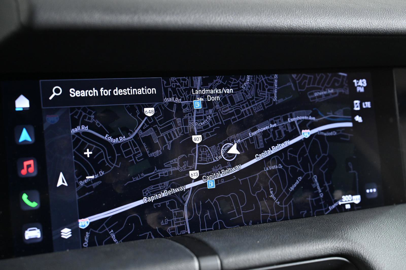 Used 2022 Porsche Taycan 4S image 19