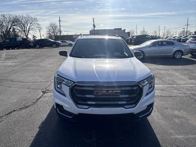 Certified 2022 GMC Terrain AT4 w/ Tech Package image 8