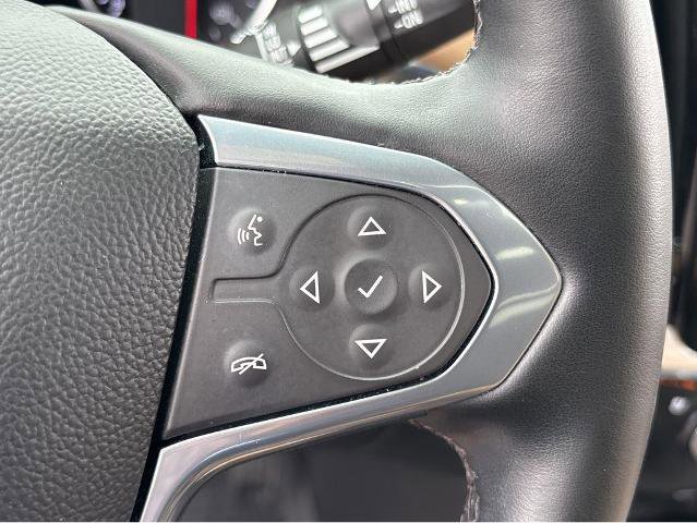 Used 2023 Chevrolet Traverse Premier w/ LPO, Floor Liner Package AWD/4WD image 21