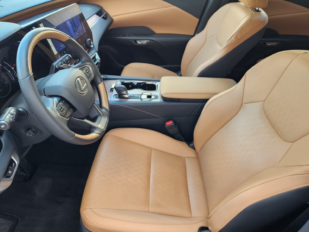 Certified 2024 Lexus RX 350 Premium Plus w/ Cold Area Package FWD image 13