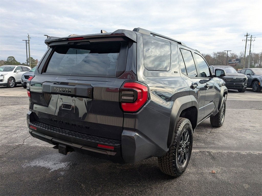 Used 2025 Toyota 4Runner SR5 image 6