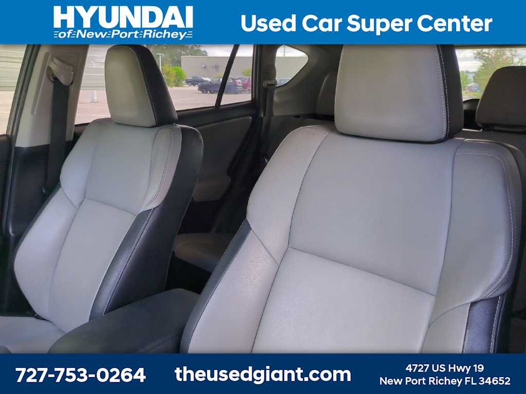 Used 2016 Toyota RAV4 Limited FWD image 7