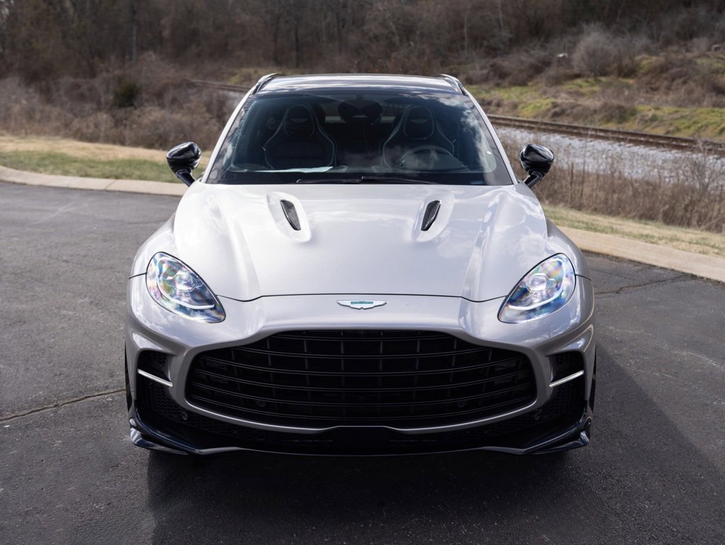 New 2025 Aston Martin DBX 707 image 13