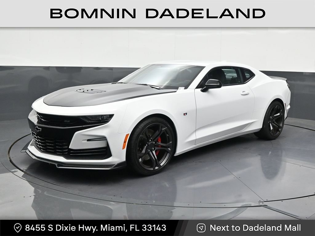 Used 2019 Chevrolet Camaro SS image 1