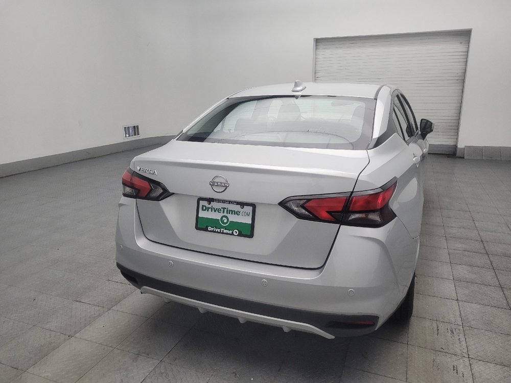 Used 2025 Nissan Versa SV FWD image 7