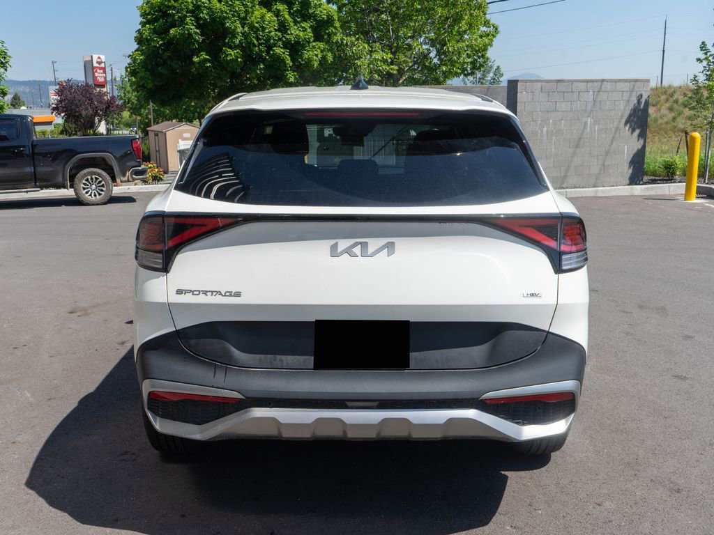 Used 2025 Kia Sportage LX AWD/4WD image 6