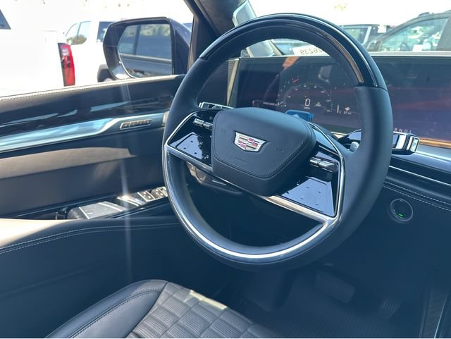 New 2026 Cadillac Escalade Platinum Sport w/ LPO, ONYX Package AWD/4WD image 6