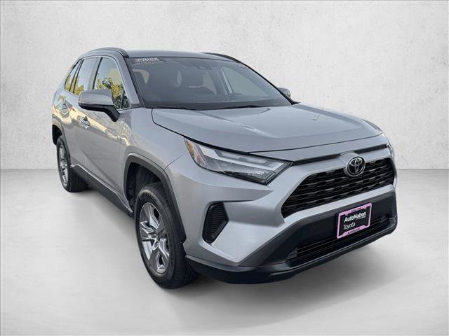 Used 2024 Toyota RAV4 XLE image 3