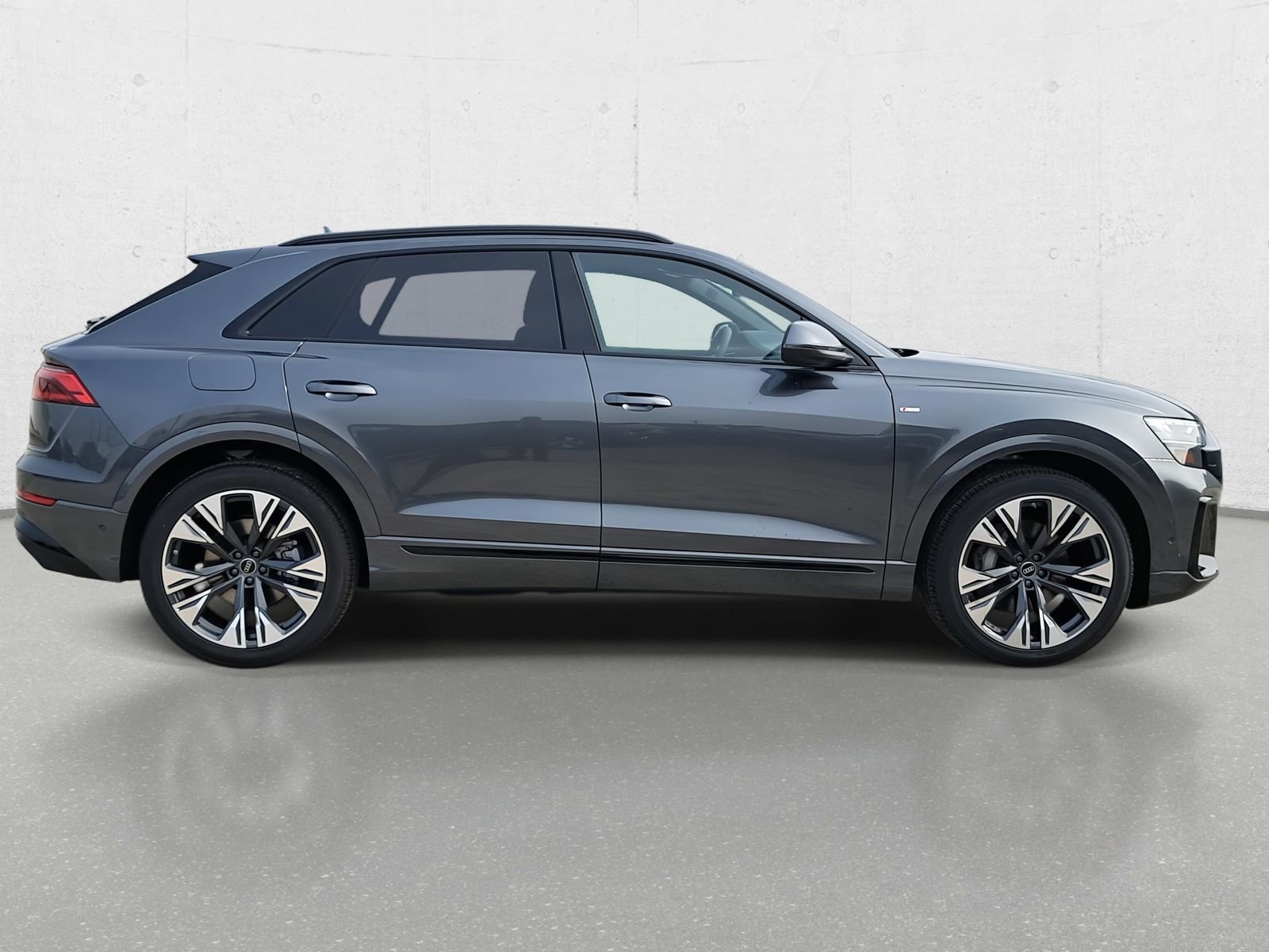 New 2026 Audi Q8 Premium Plus image 4