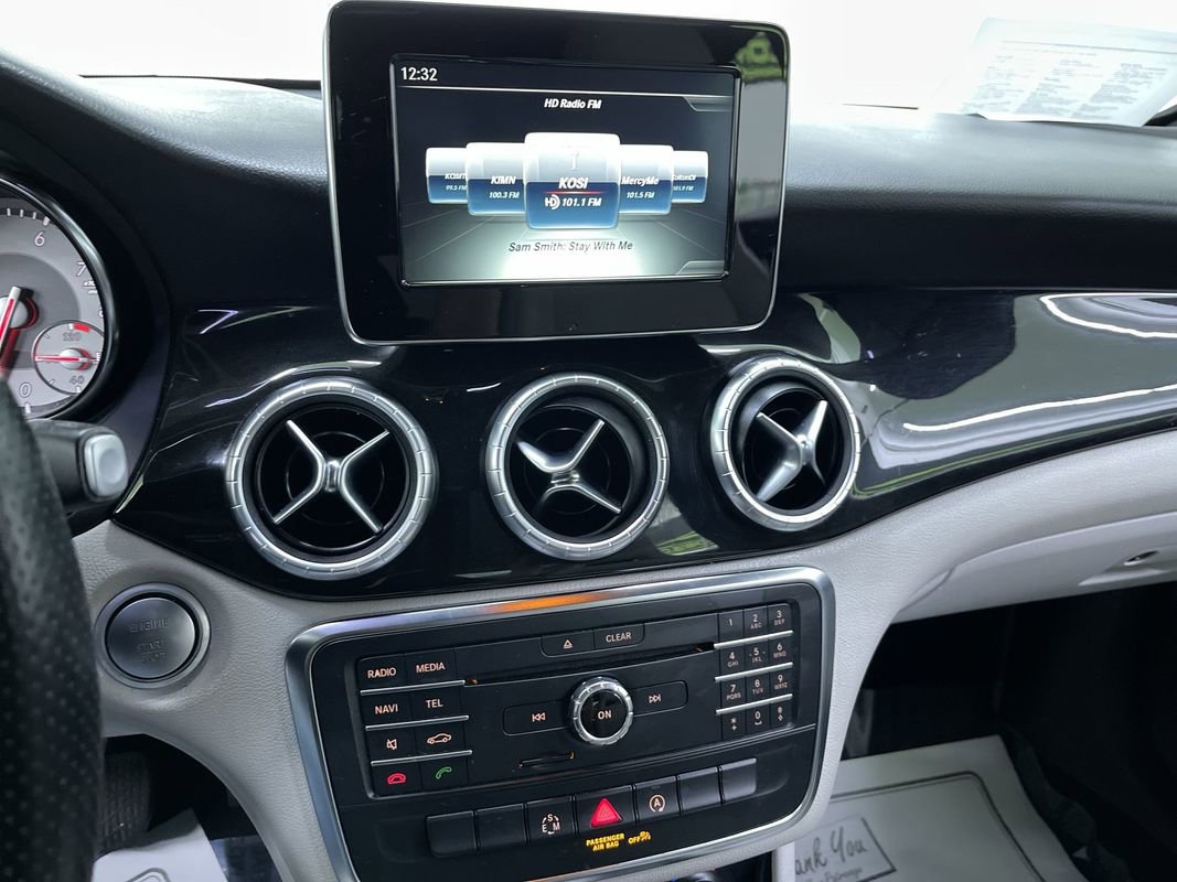 Used 2015 Mercedes-Benz CLA 250 image 19