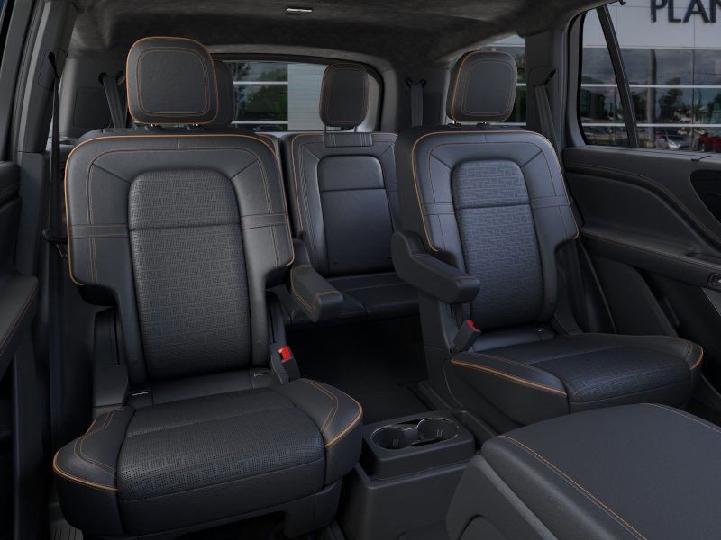 New 2025 Lincoln Aviator Black Label w/ Jet Appearance Package image 11