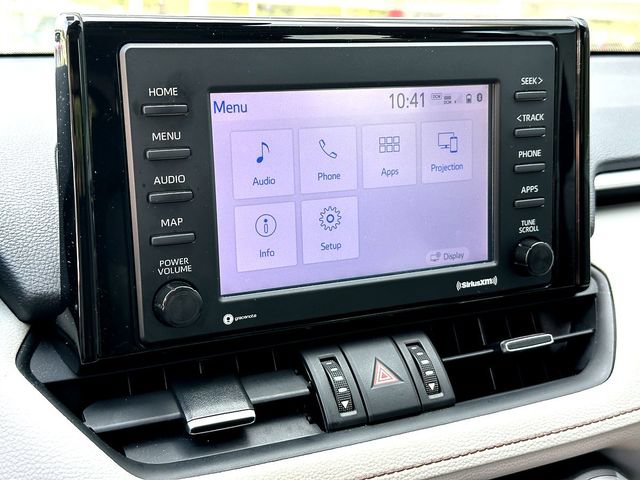 Used 2020 Toyota RAV4 XLE Premium FWD image 14