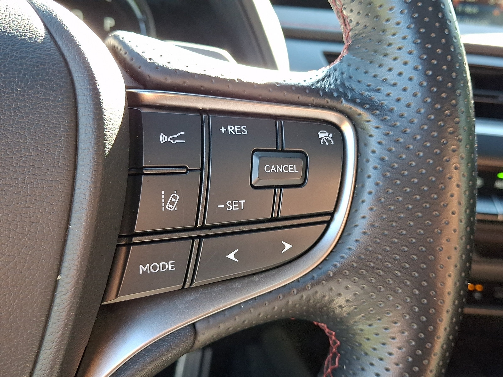 Certified 2021 Lexus UX 250h F Sport w/ F Sport Premium Package AWD/4WD image 23