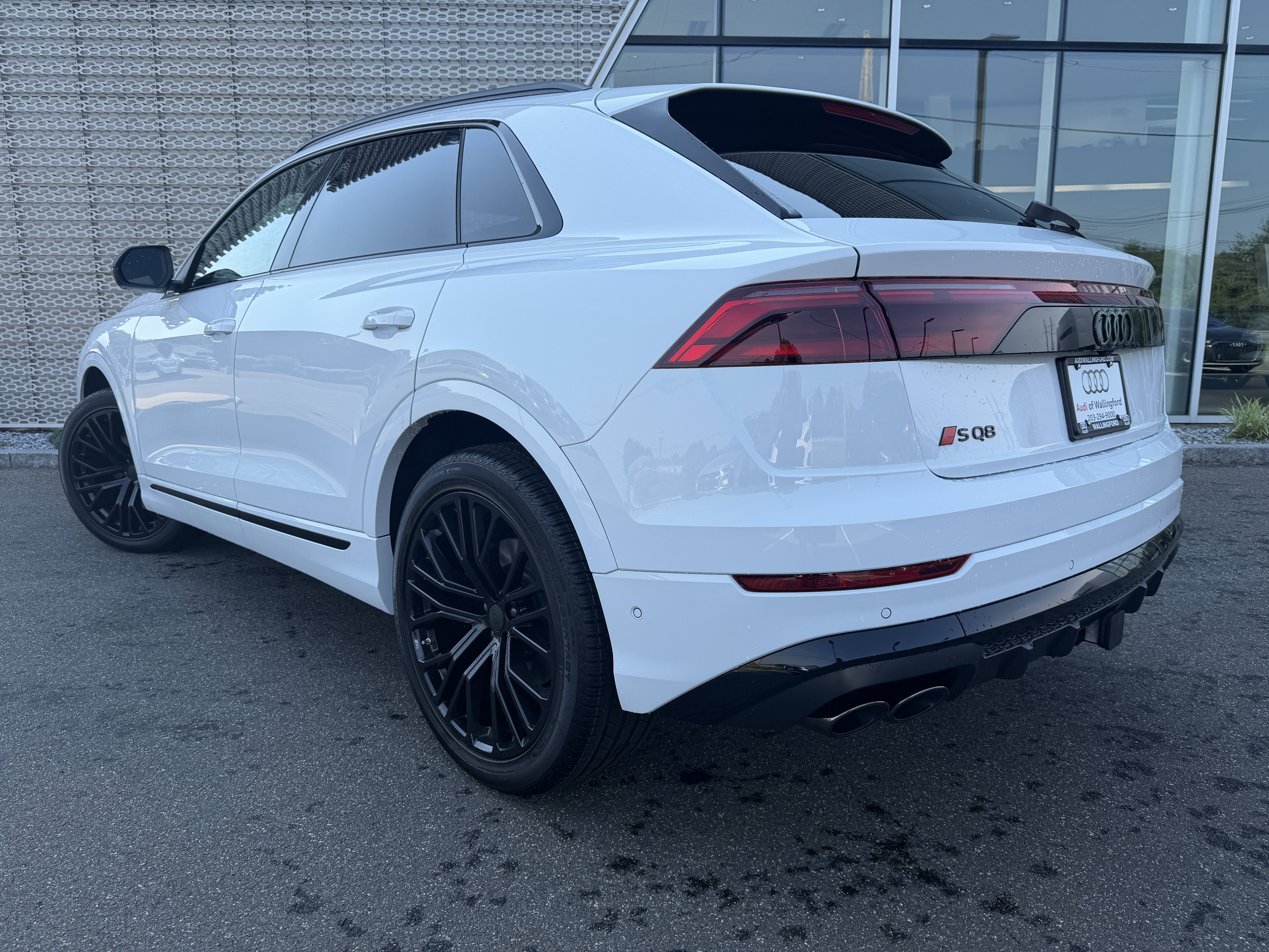 New 2026 Audi SQ8 Premium Plus AWD/4WD image 3