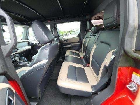 Used 2023 Ford Bronco Wildtrak AWD/4WD image 12