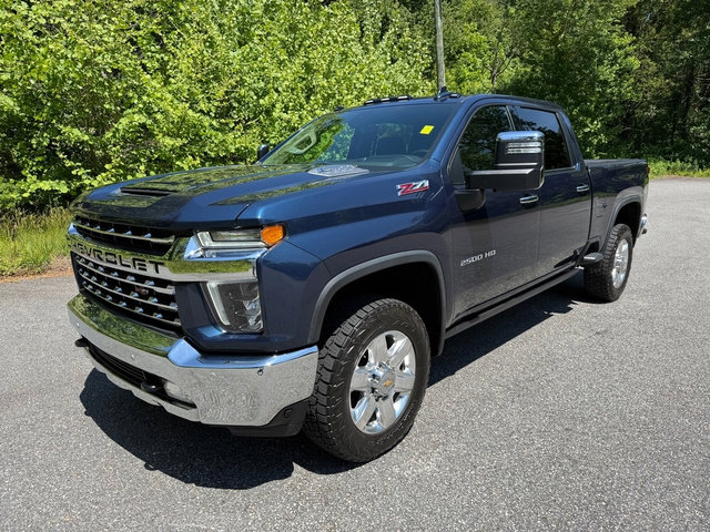 Used 2022 Chevrolet Silverado 2500 LTZ w/ LTZ Plus Package AWD/4WD image 2