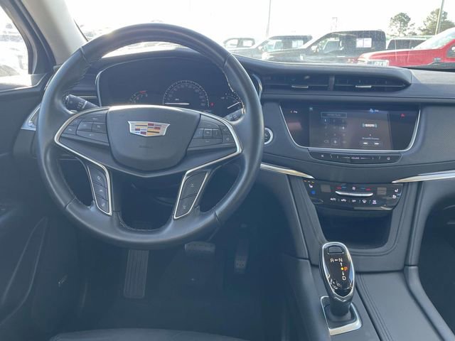 Used 2019 Cadillac XT5 Premium Luxury FWD image 11