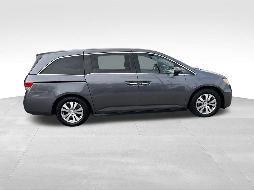 Used 2016 Honda Odyssey SE image 6