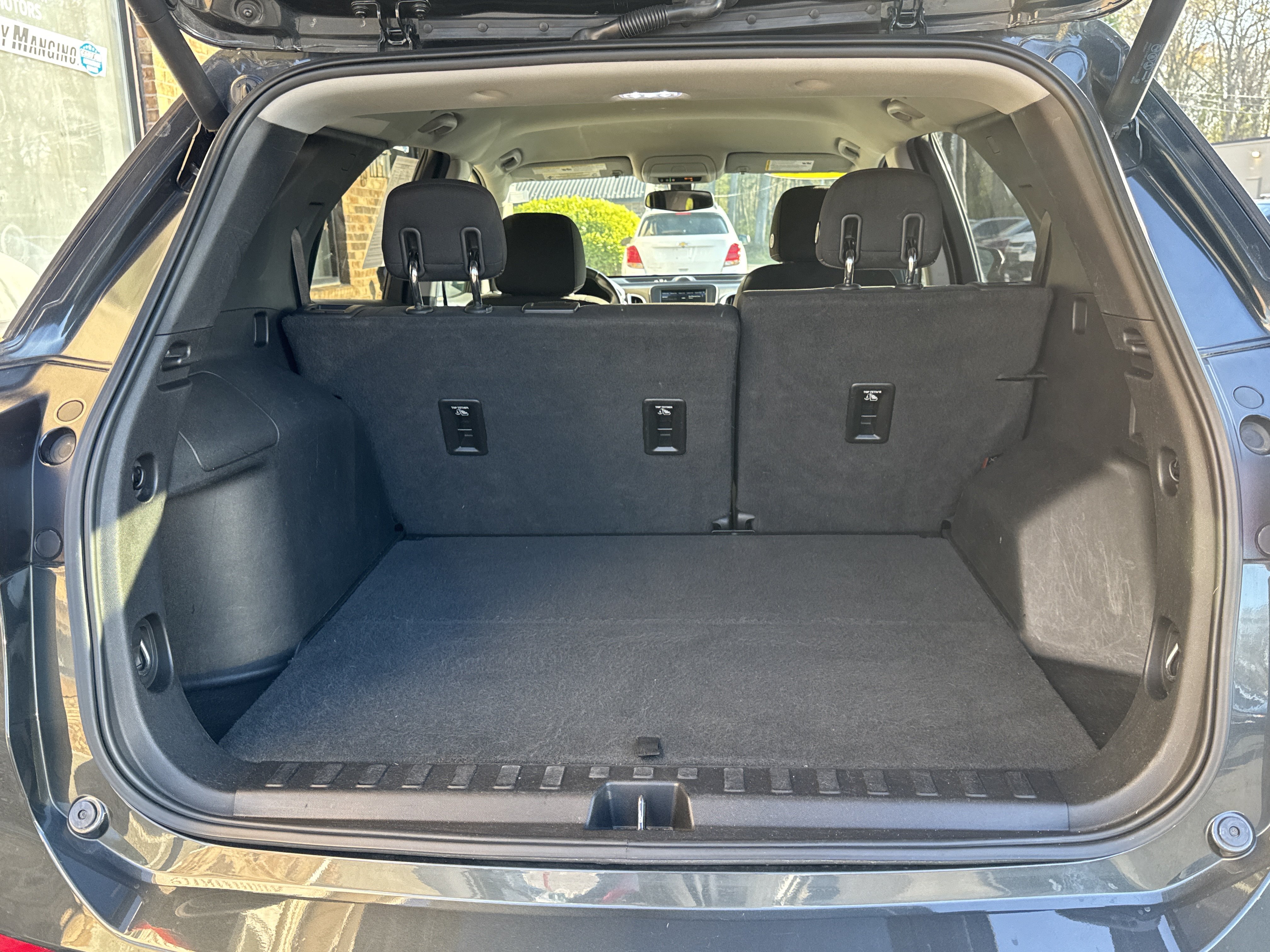 Used 2019 Chevrolet Equinox LT AWD/4WD image 11