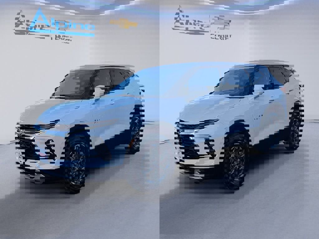 Used 2025 Chevrolet Blazer LT image 1